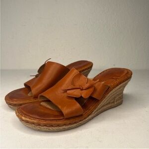 Born leather chestnut flower embellished sandal